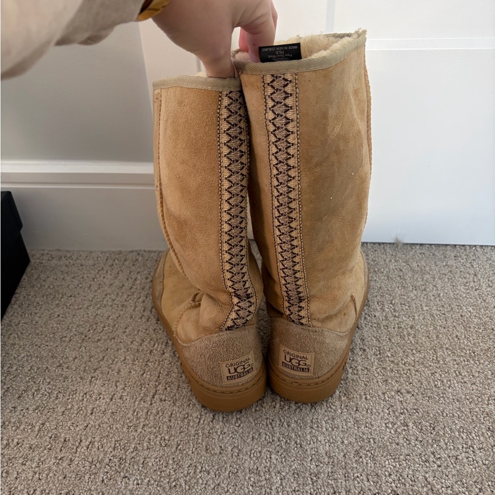 Original UGG Australia Women's Tan Boots